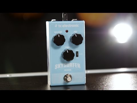 Tore Mogensen Demos The TC Electronic Skysurfer Reverb Effects Pedal