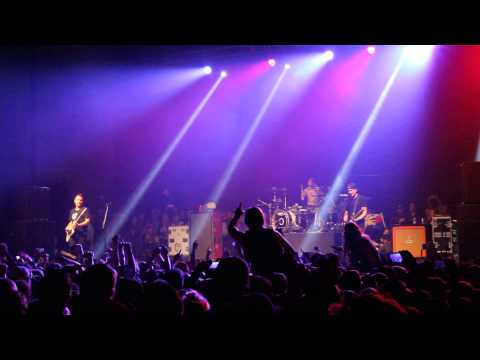 Blink-182 w/Matt Skiba - Dysentery Gary