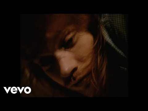 Guns N&#039; Roses - Estranged