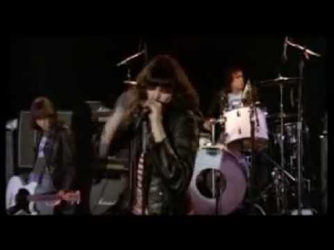 The Ramones - Hey Ho Let&#039;s Go (BlitzKrieg Bop)