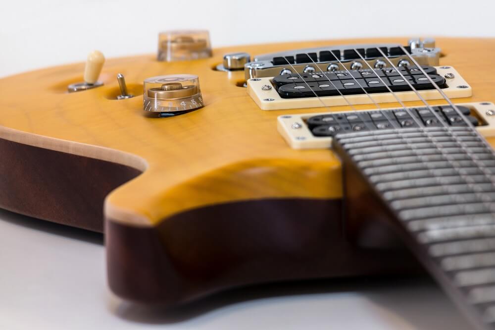 How to keep your guitar in optimal condition