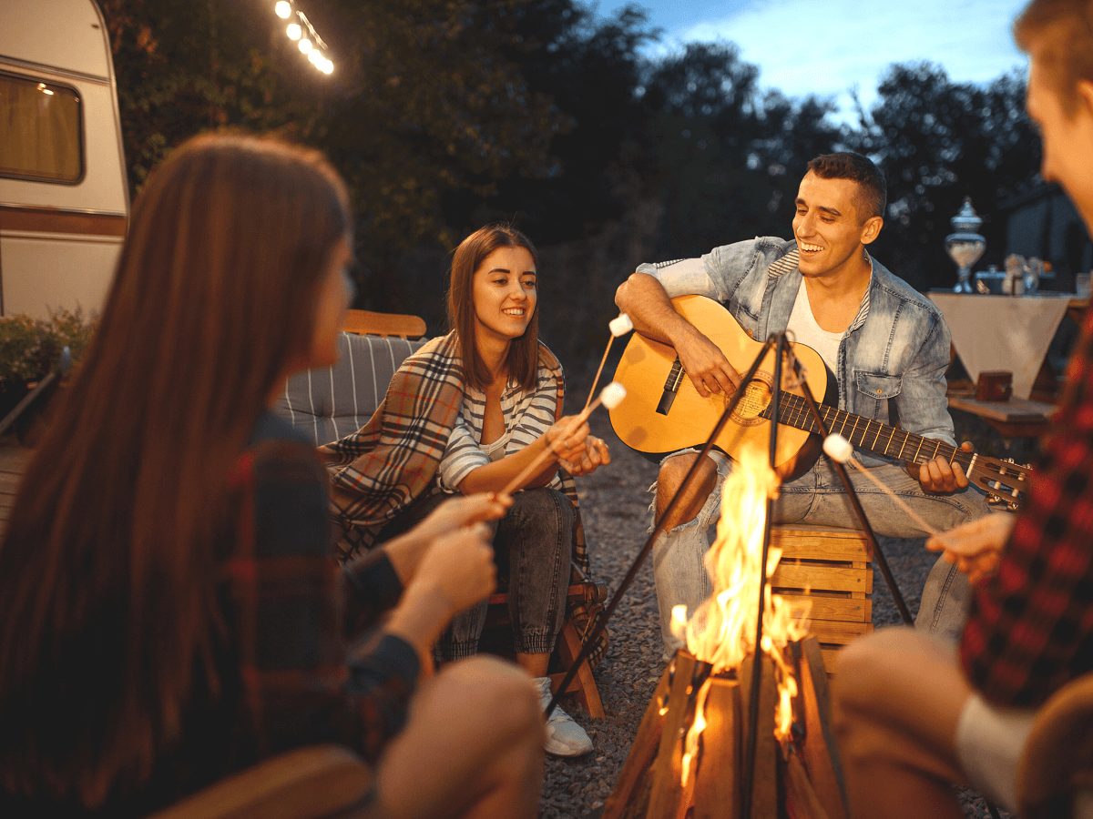 15 Best Acoustic Guitars For Camping (2024)