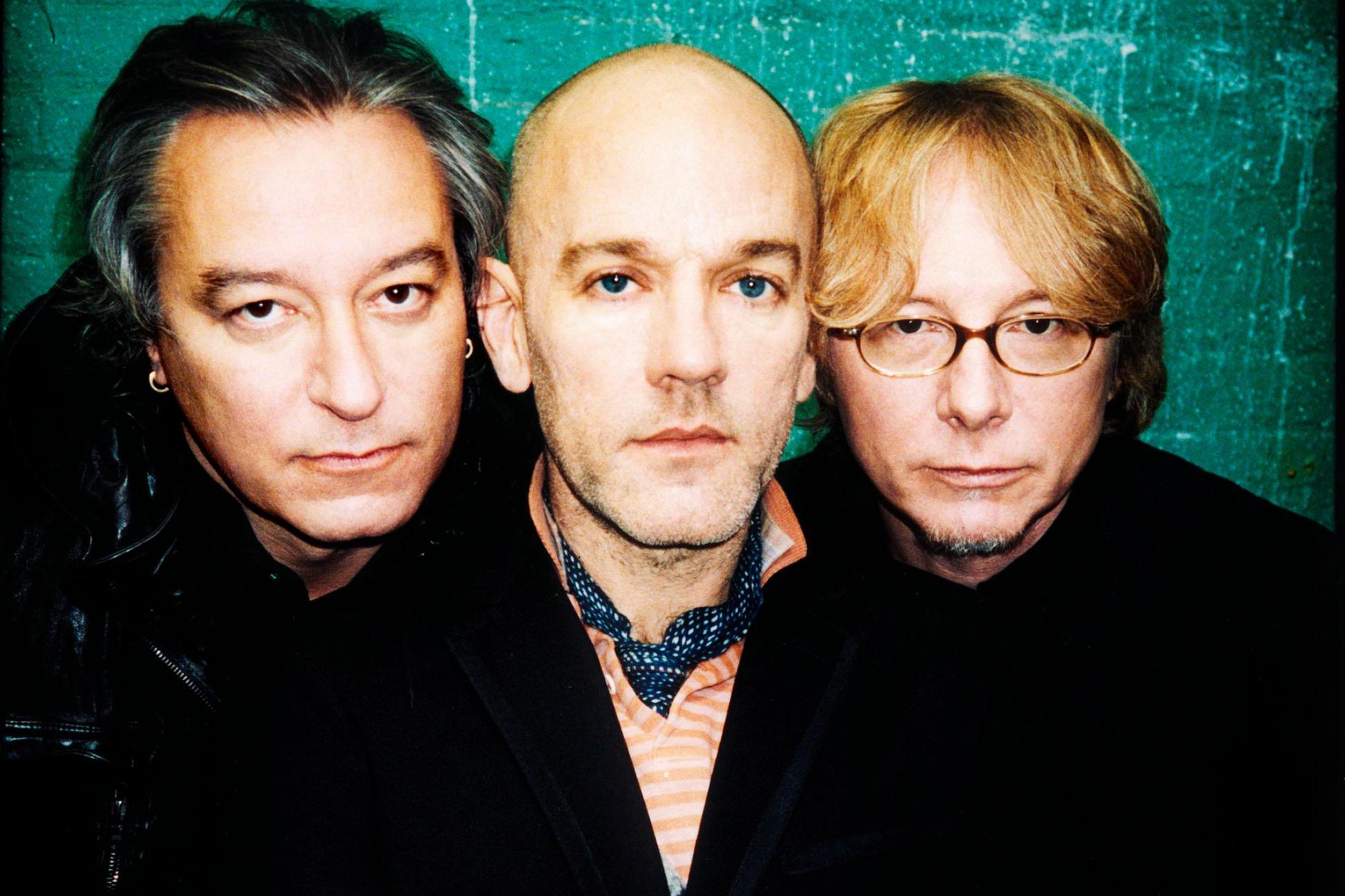 easy r.e.m. songs to play on guitar