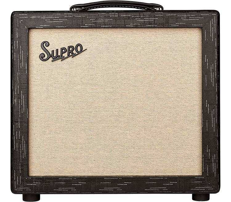 Supro 1612RT Amulet Amplifier on a white background