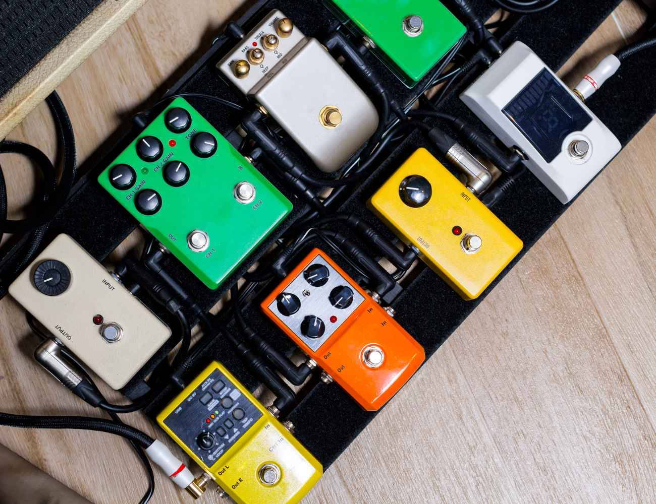 17 Best Chorus Pedals Of All Time (2024) That Sound Amazing
