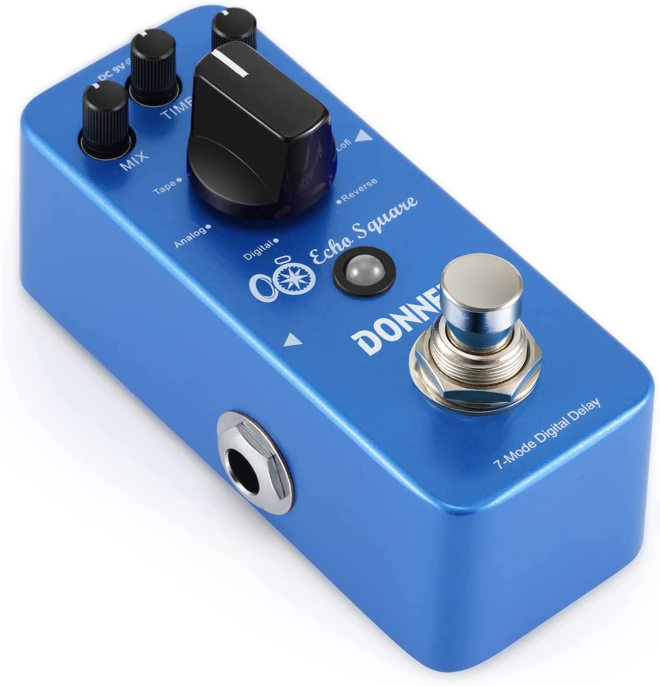 Donner Echo Square Delay Pedal on a white background