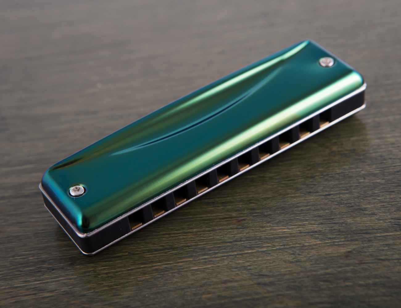 120+ Harmonica Memes, Jokes & Puns That’ll Leave You Breathless