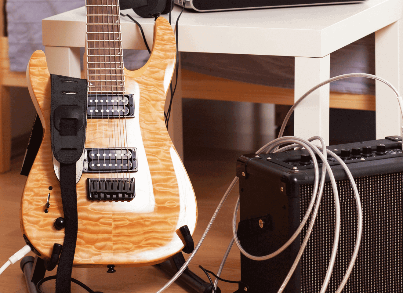 Can You Play an Electric Guitar Without an Amplifier? (2024)