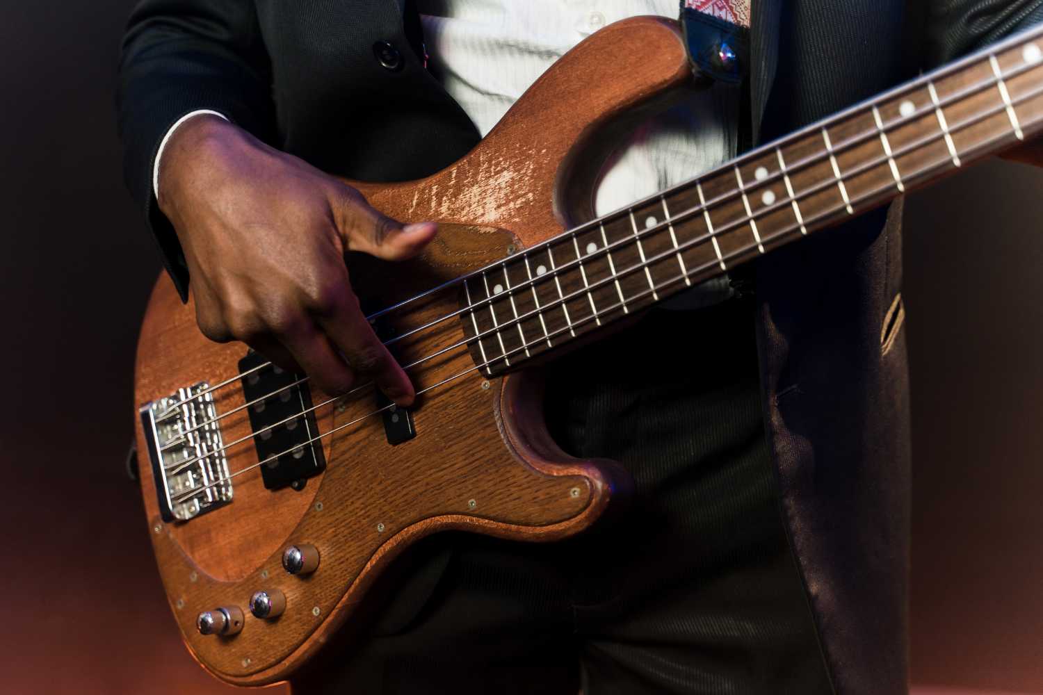 11 Best Bass Guitars For Studio Recording (2024)