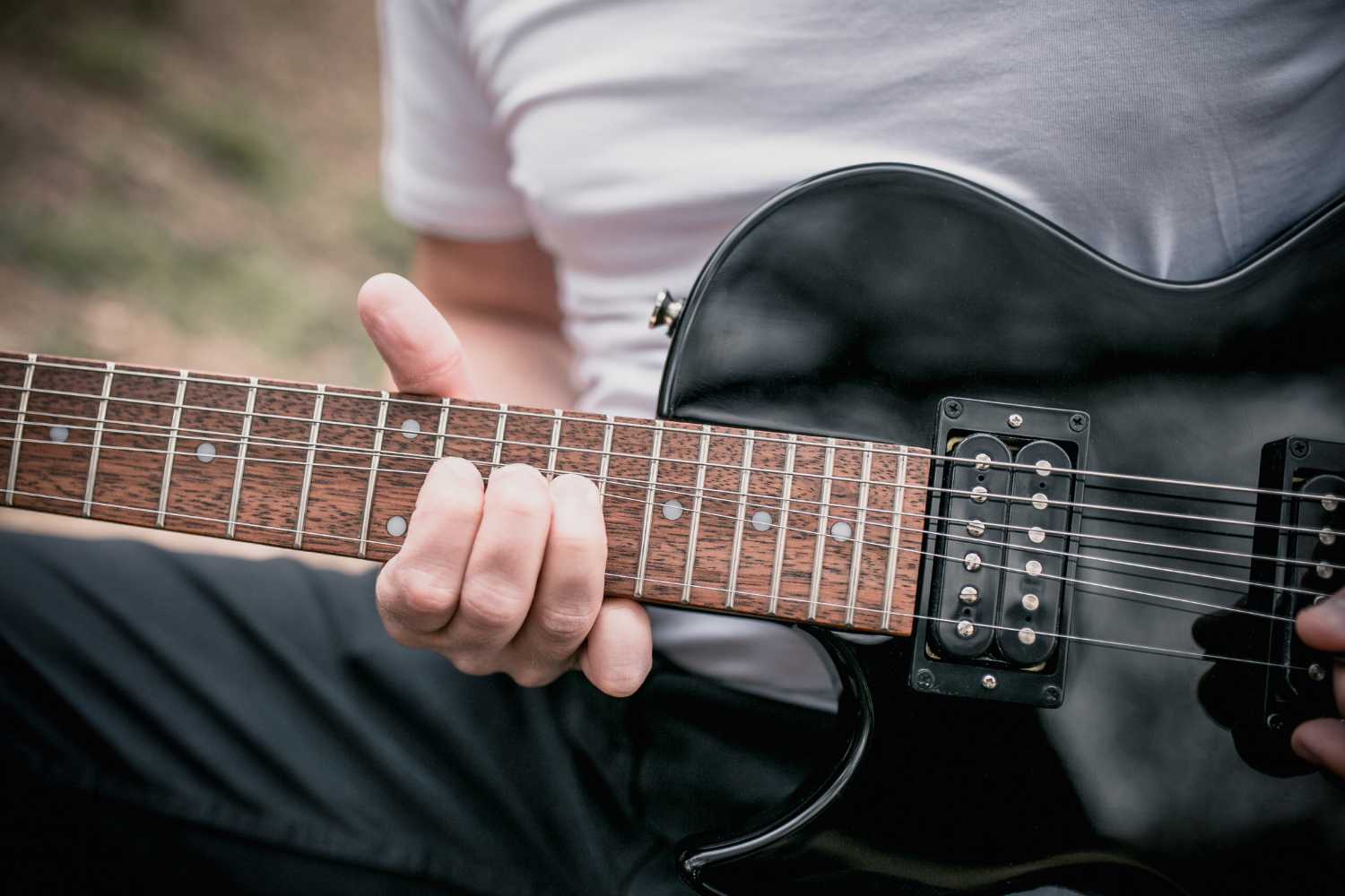 17 Best Left Handed Electric Guitars (2024) That Are Worth It