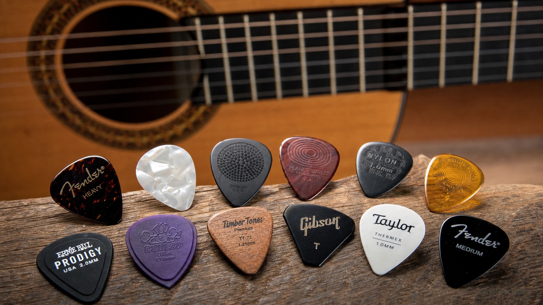 Picks For Enhanced Strumming Control